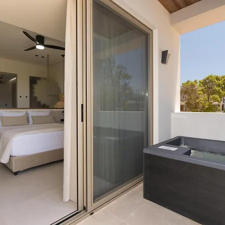 Marinos Hotel 3*